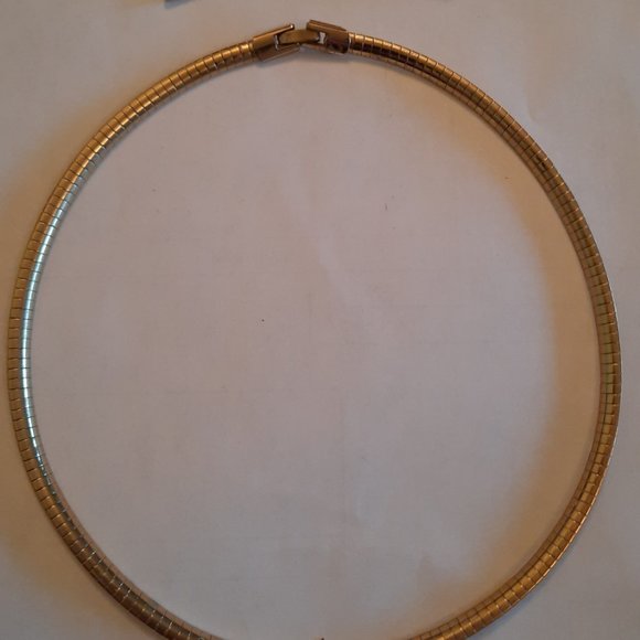 Vintage Avon Collarbone Necklace w/extension - Picture 10 of 10